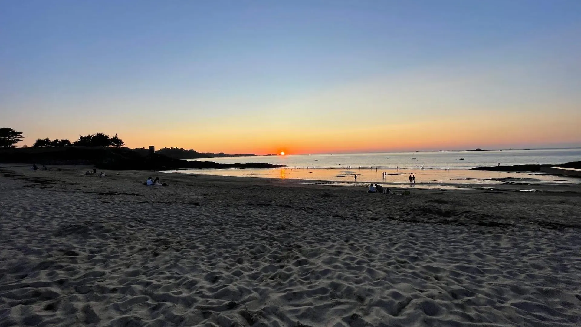 Le 44 - Maison Familiale - Grand Confort - 700M Plages Dinard Holiday home